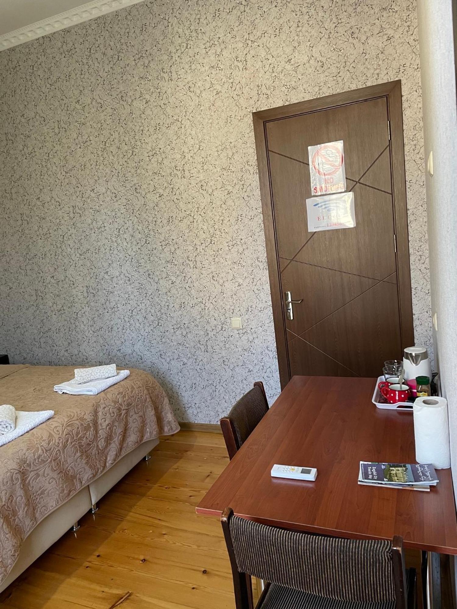 Elco Hotel Zugdidi Exterior foto