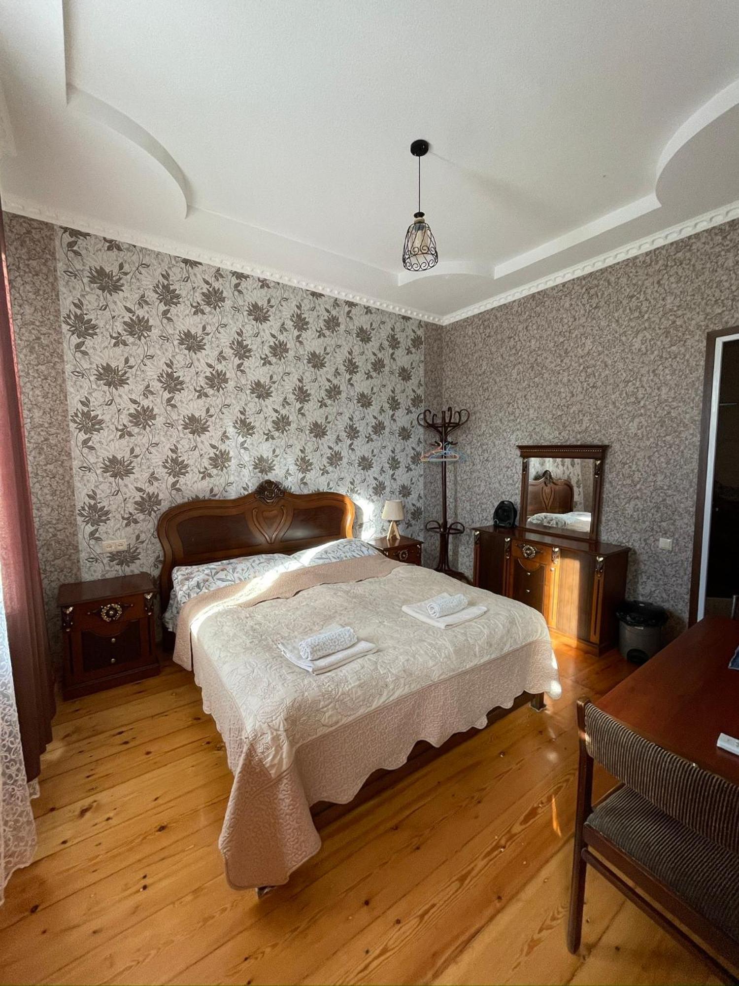 Elco Hotel Zugdidi Exterior foto