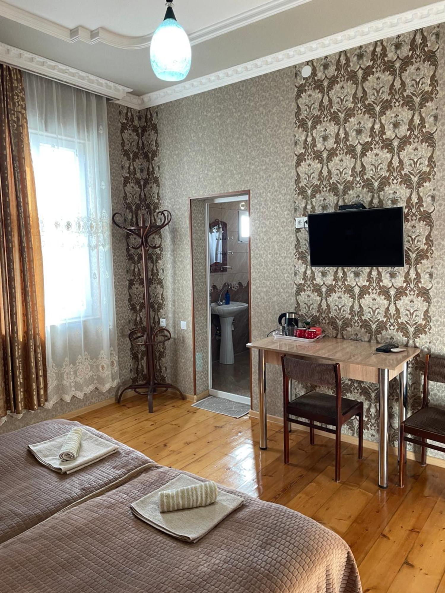Elco Hotel Zugdidi Exterior foto